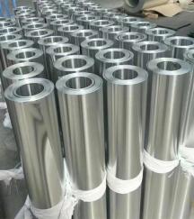 Rouleau de papier d’aluminium